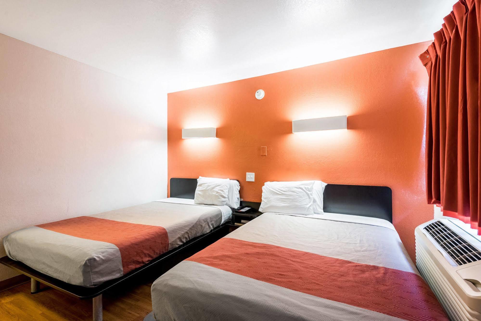 Rodeway Inn Montgomery Eksteriør bilde