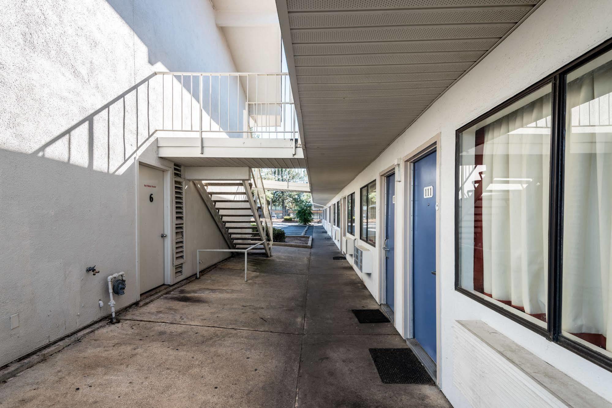 Rodeway Inn Montgomery Eksteriør bilde